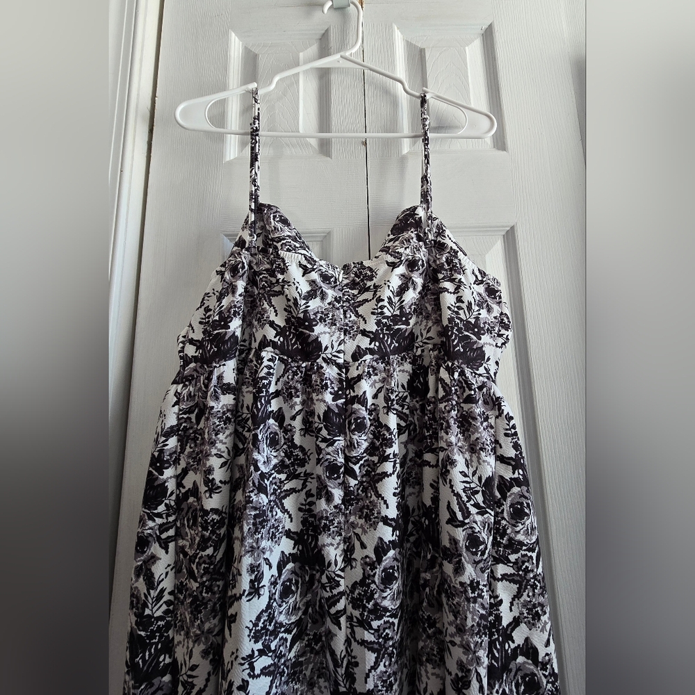 Black and white floral Shein dress 2XL - Picture 7 of 9